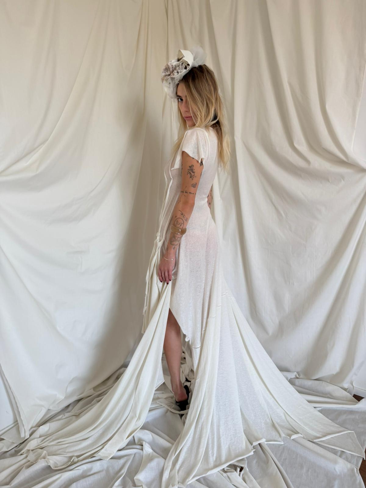 WHITE DRESS